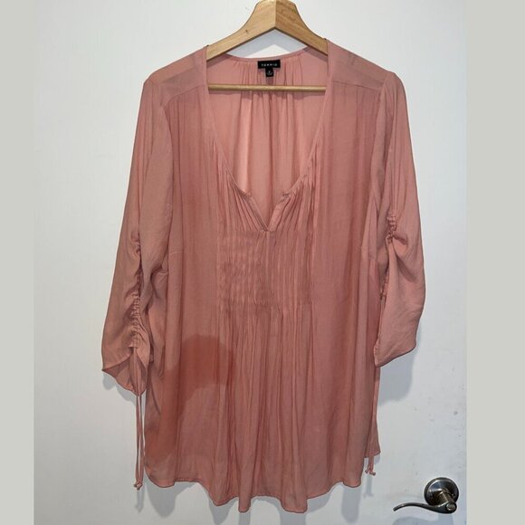 Torrid Pink chiffon V-Neck Tuck Crepe Blouse Women’s Size 2x - Picture 2 of 7